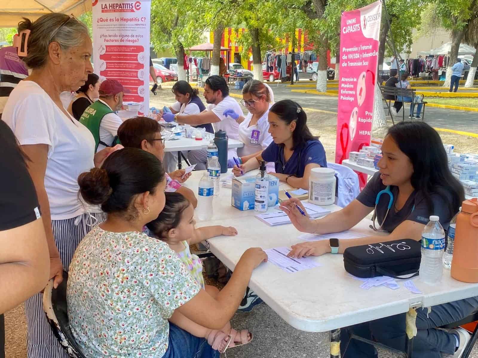 Caravana de la Salud Llega a Villa Unión con Servicios Médicos Gratuitos