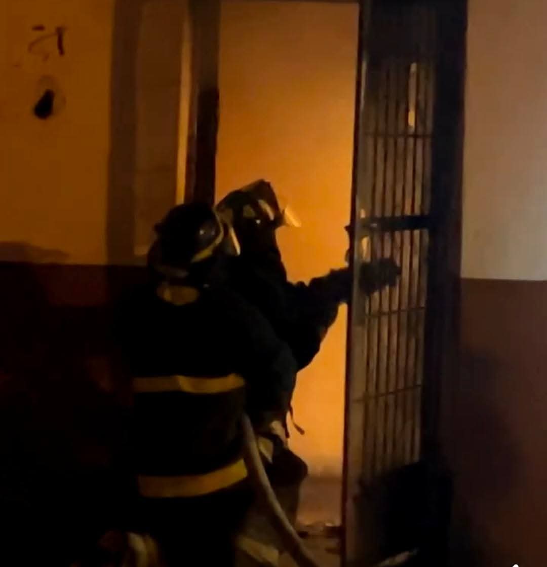 Incendian domicilio previamente cateado en Zaragoza