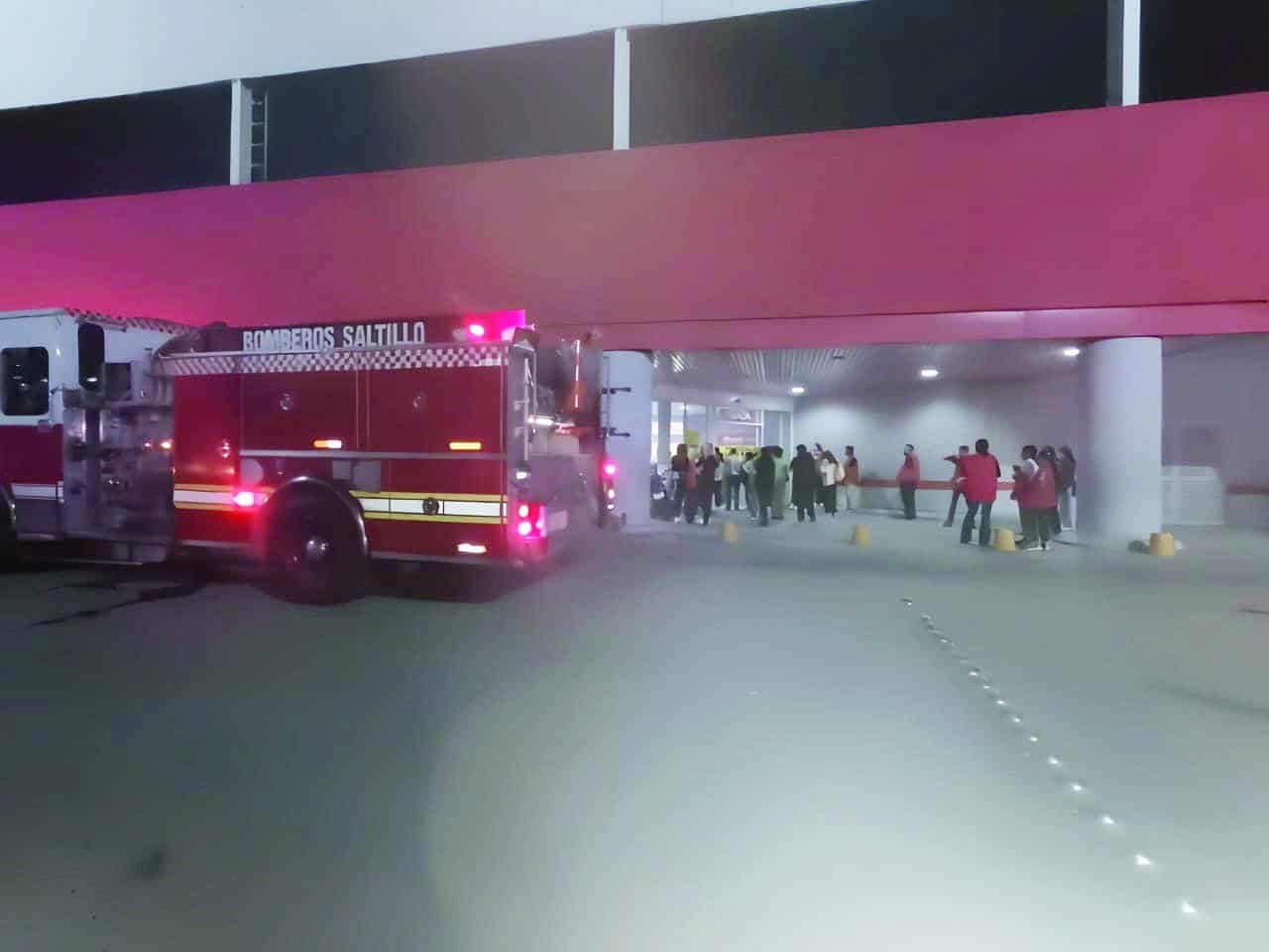Incendio presuntamente provocado obliga evacuación en Soriana