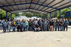 Empresa Iron Cast y municipio realizan limpieza en la primaria “Suzanne R de Pape”