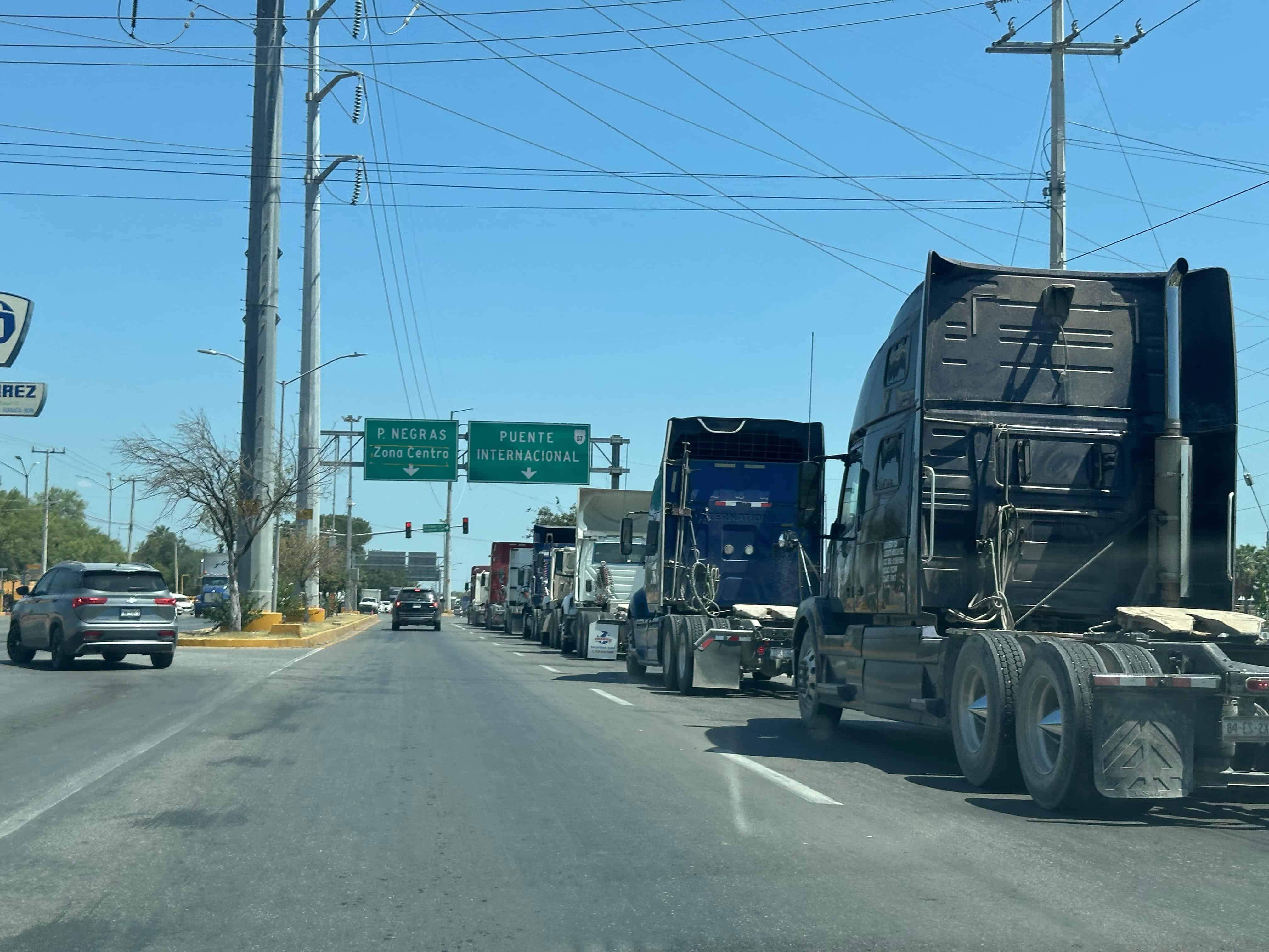 Descartan impacto en Piedras Negras por suspensión de visas a operadores de carga