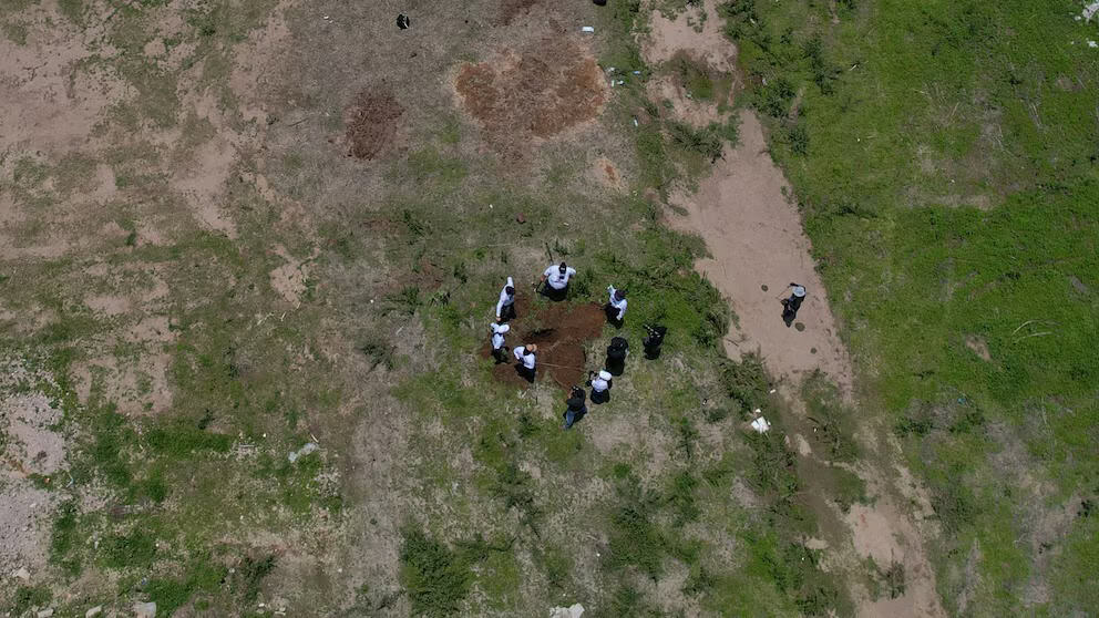 Hallazgo de 66 restos humanos en fosas clandestinas de Baja California Sur