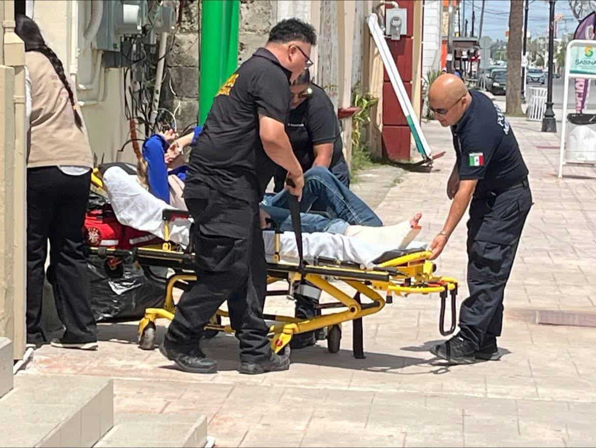 Joven empleada de Secretaría del Bienestar lesionada en Sabinas