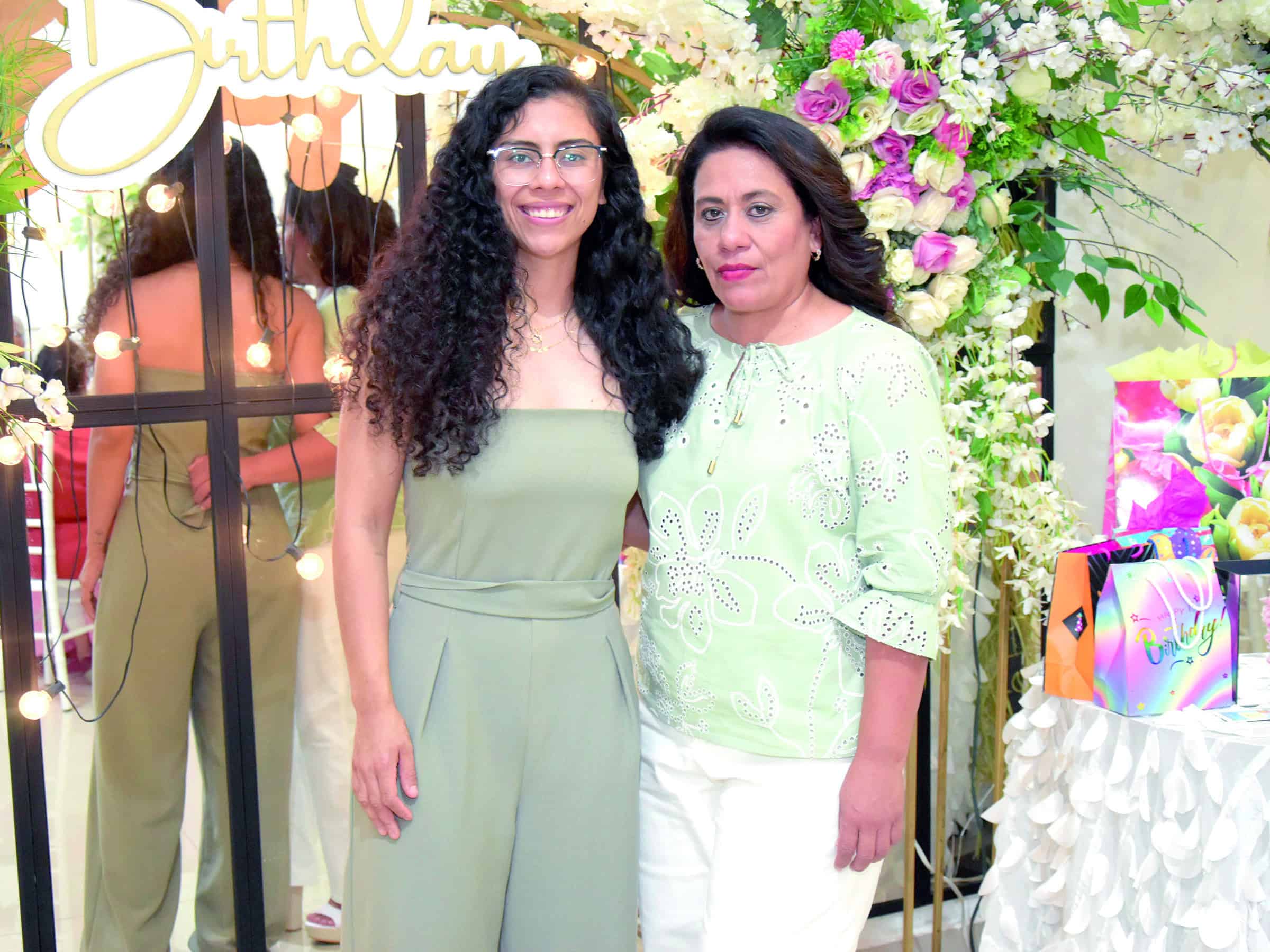 Verónica Janeth Cruz celebra 53 años rodeada de amor