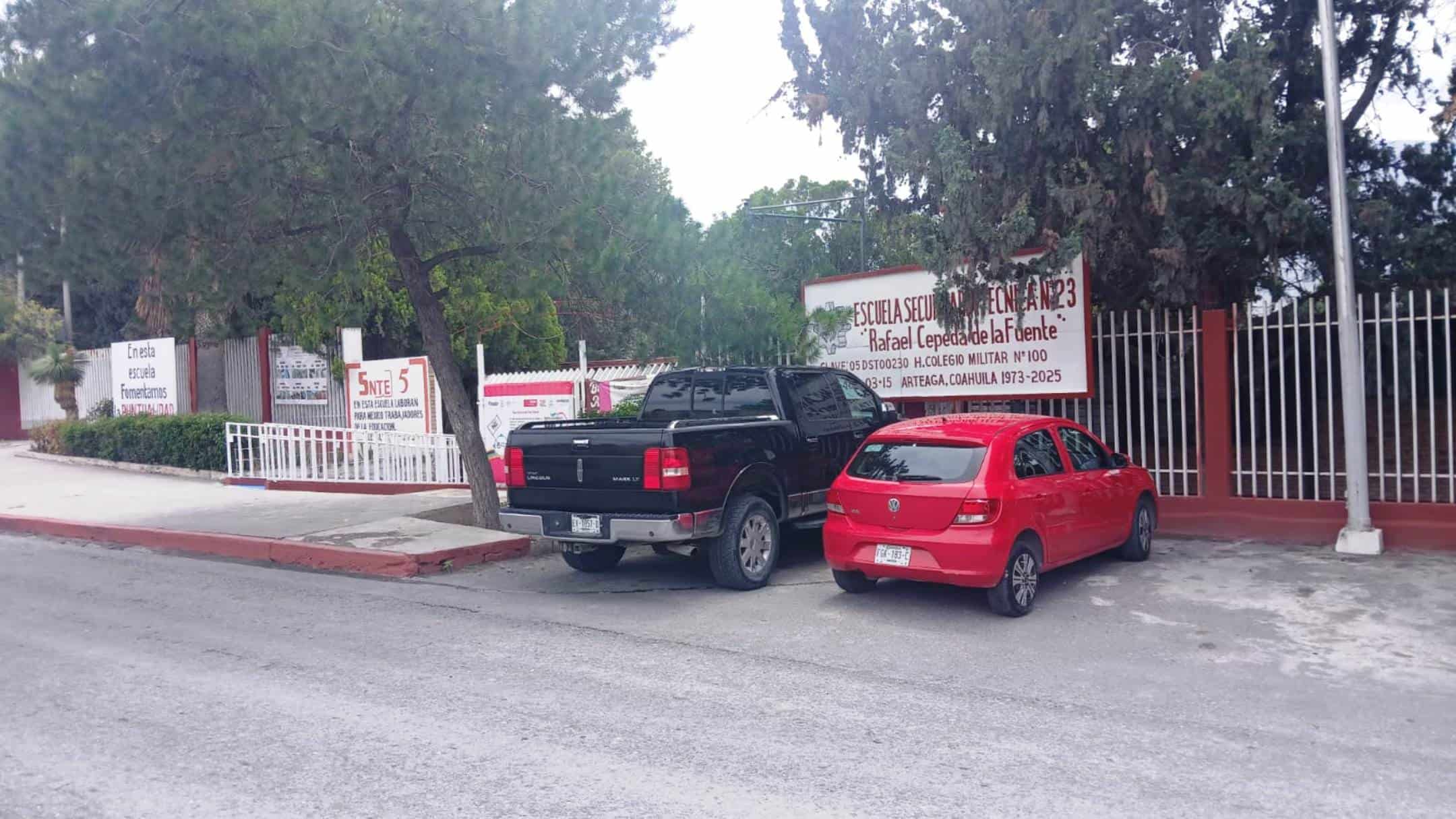 Secundaria Técnica número 23 ultima detalles para inicio del ciclo escolar