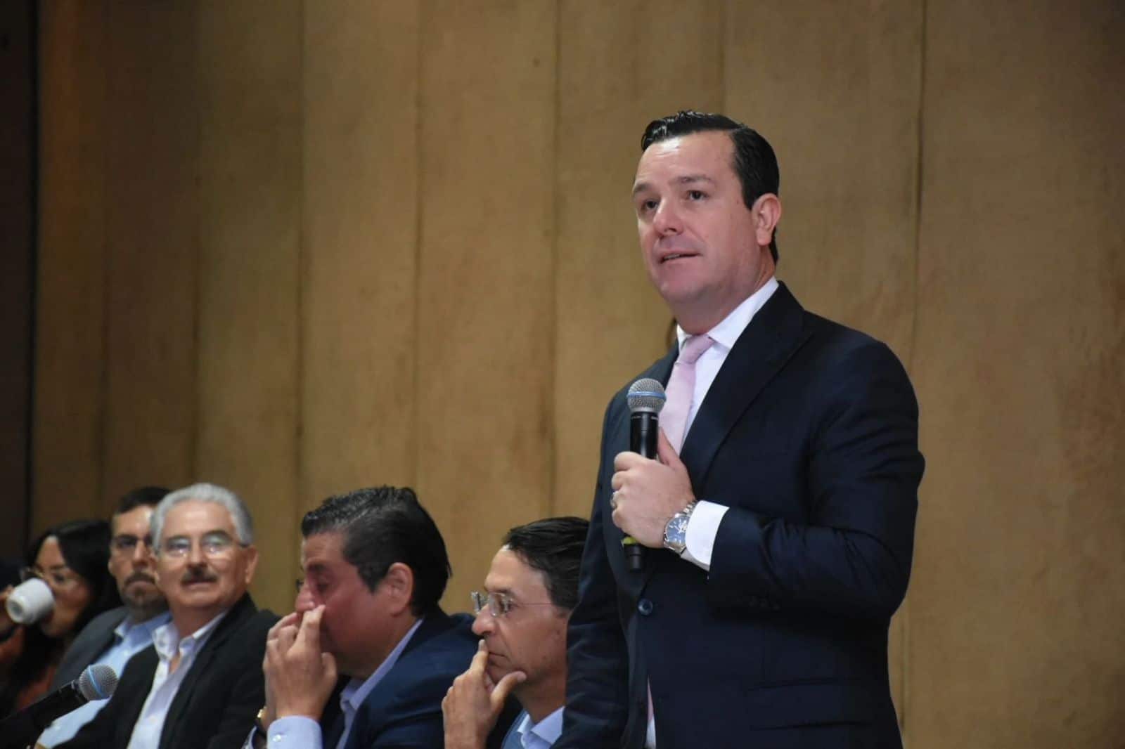 "A COAHUILA LO CUIDAMOS TODOS"; FEDERICO FERNÁNDEZ MONTAÑEZ