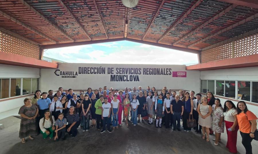 Reconocen a estudiantes y docentes de la Región Centro que participaron en OCI