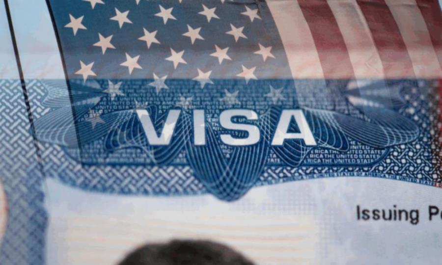 Propuesta de EE.UU. para reducir duración de visas de estudiantes y periodistas