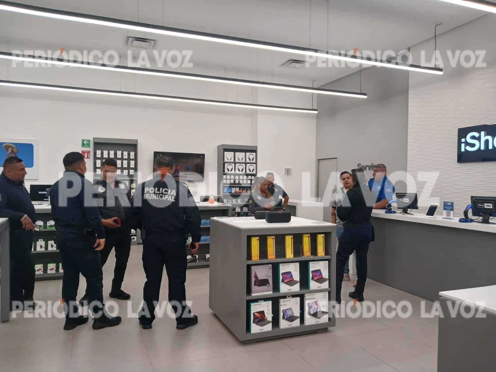 Allanamiento y robo de tecnología en tienda I-Shop Paseo Monclova