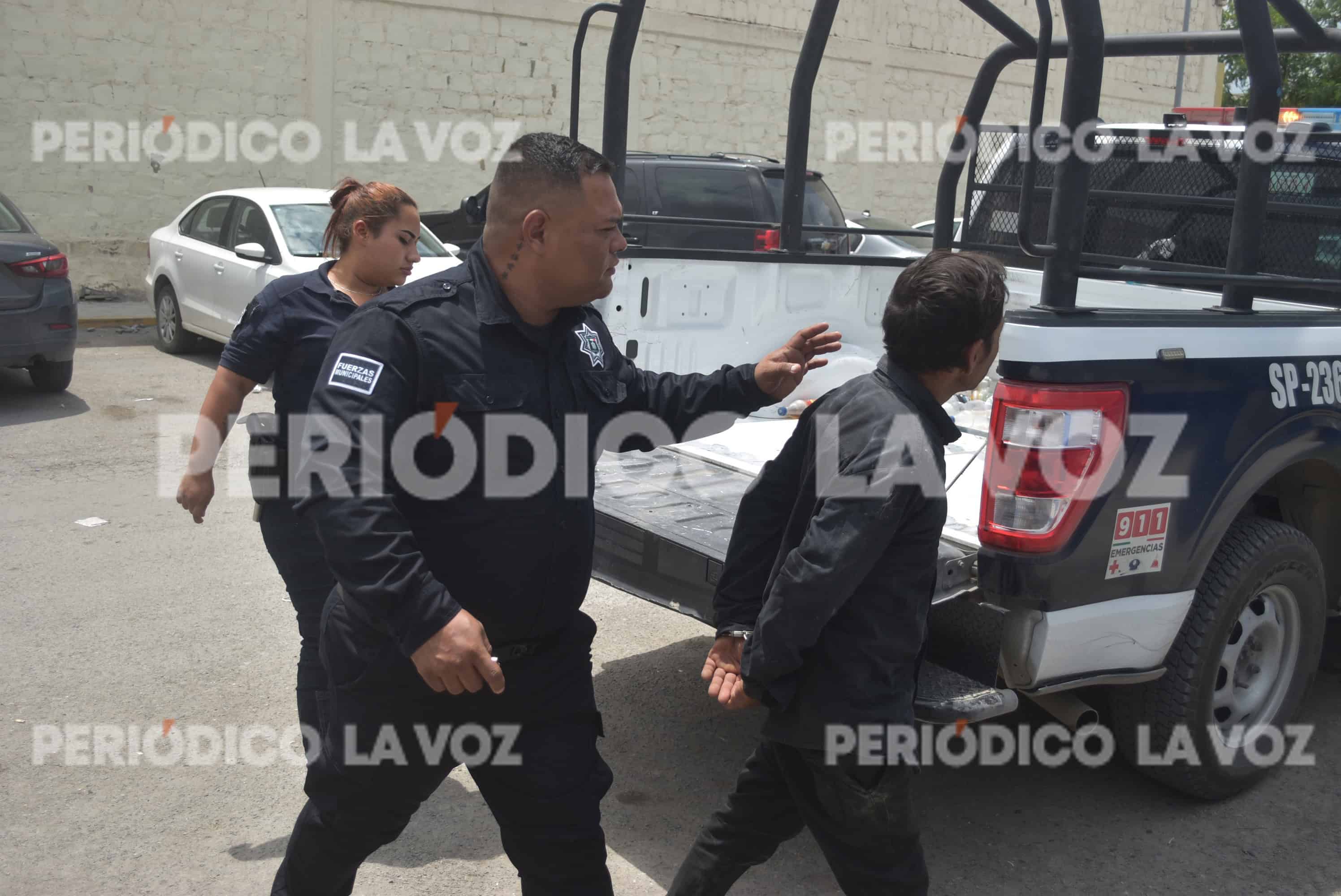 Detenido hombre agresivo en colonia Hipódromo