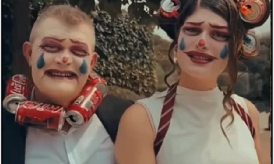 Tiktokers acusados de romantizar la pobreza con la tendencia Ojitos Mentirosos