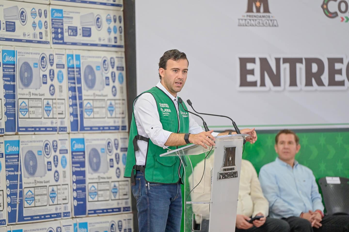 Entrega de más de 500 mil paquetes de útiles escolares en Coahuila