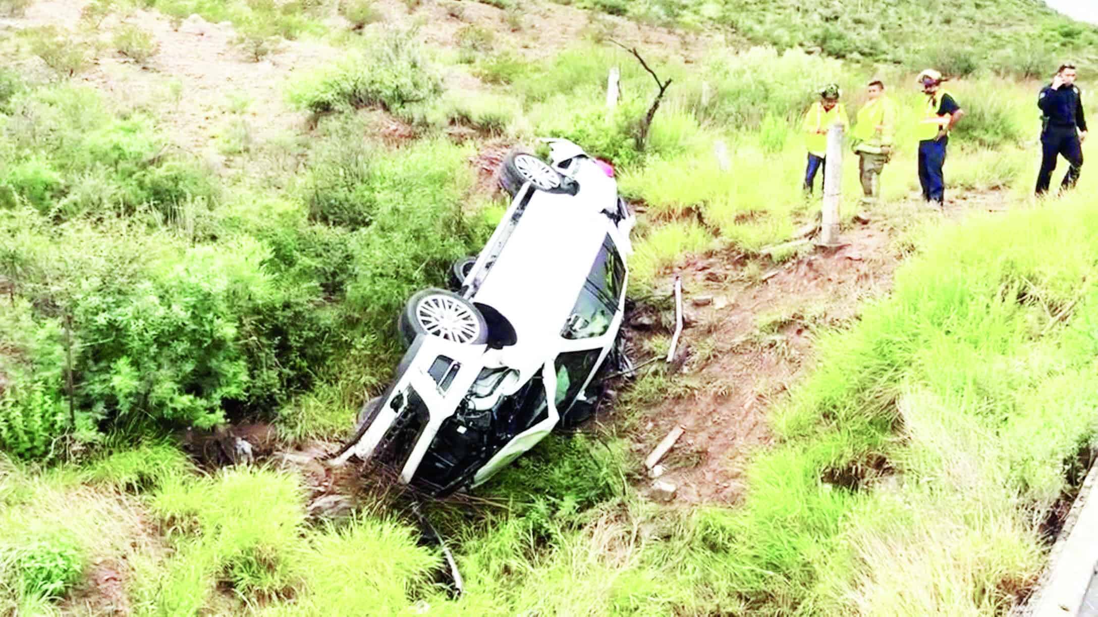 Accidente de tránsito paraliza carretera en Ramos Arizpe