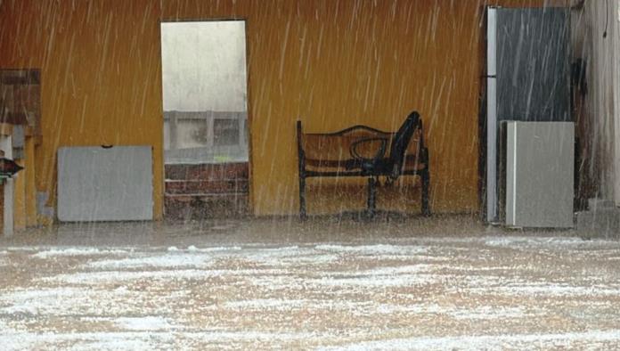 Intensa lluvia y granizo sorprenden a Saltillo