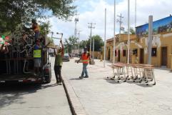 Donan cien mesabancos escolares en Zaragoza