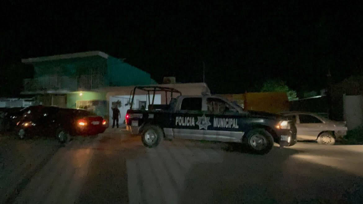 Ladrón armado con cuchillo escapa tras intento de robo en Sabinas