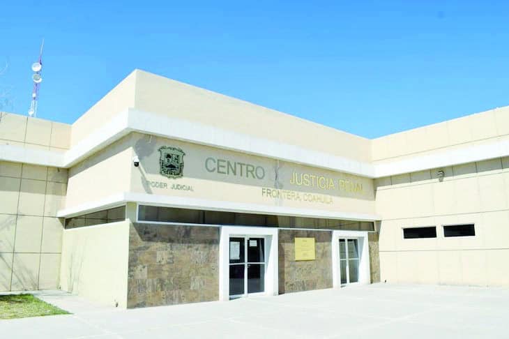 Karla enfrenta cargos por delito de lesiones con tubo de motocicleta en causa penal 1341/2023