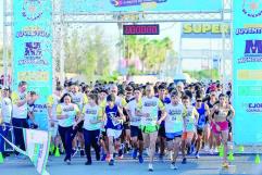Más de 500 jóvenes celebran la Carrera de la Juventud 5K en Monclova