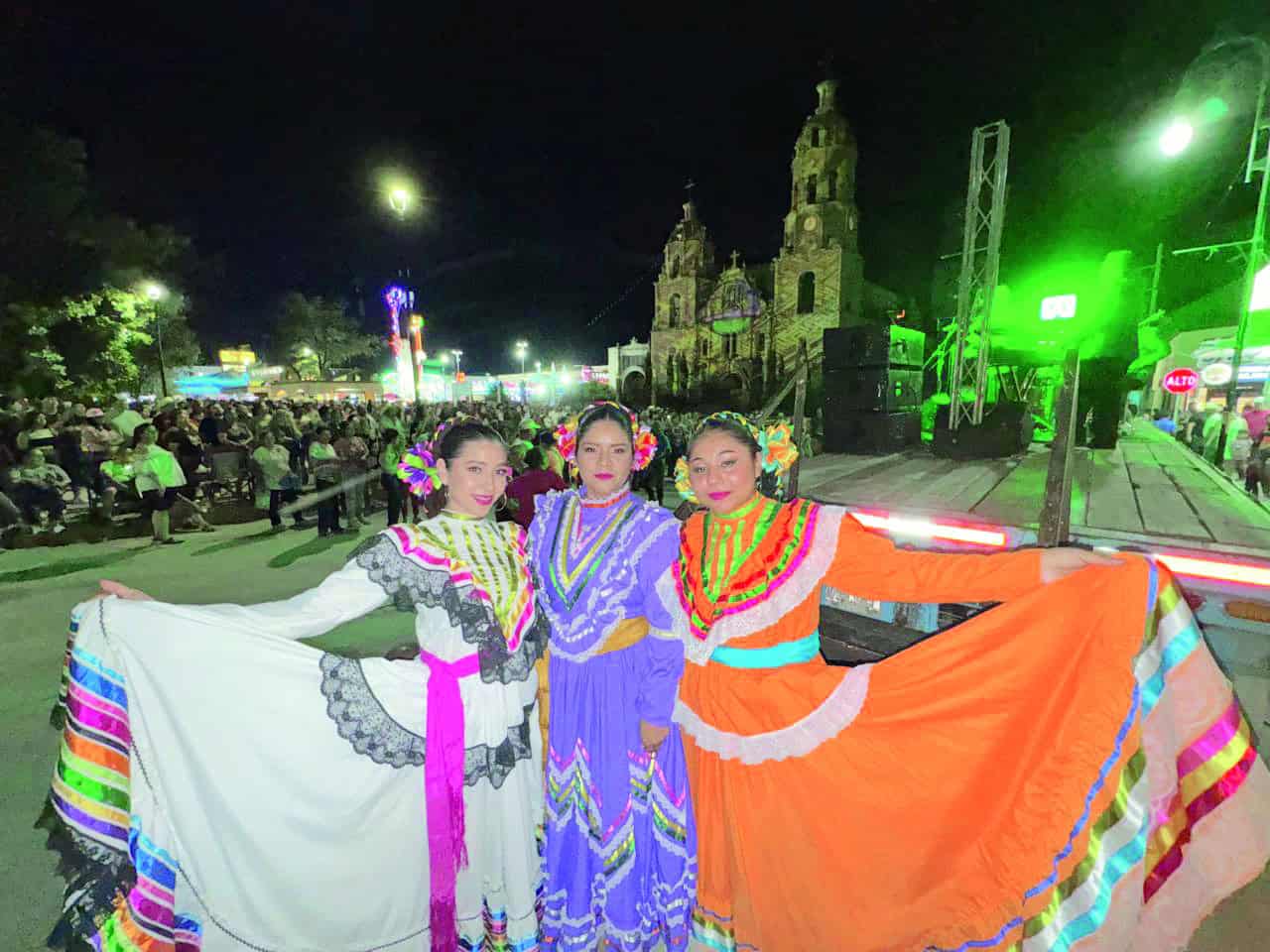 Evento cultural en Múzquiz honra a Santa Rosa de Lima