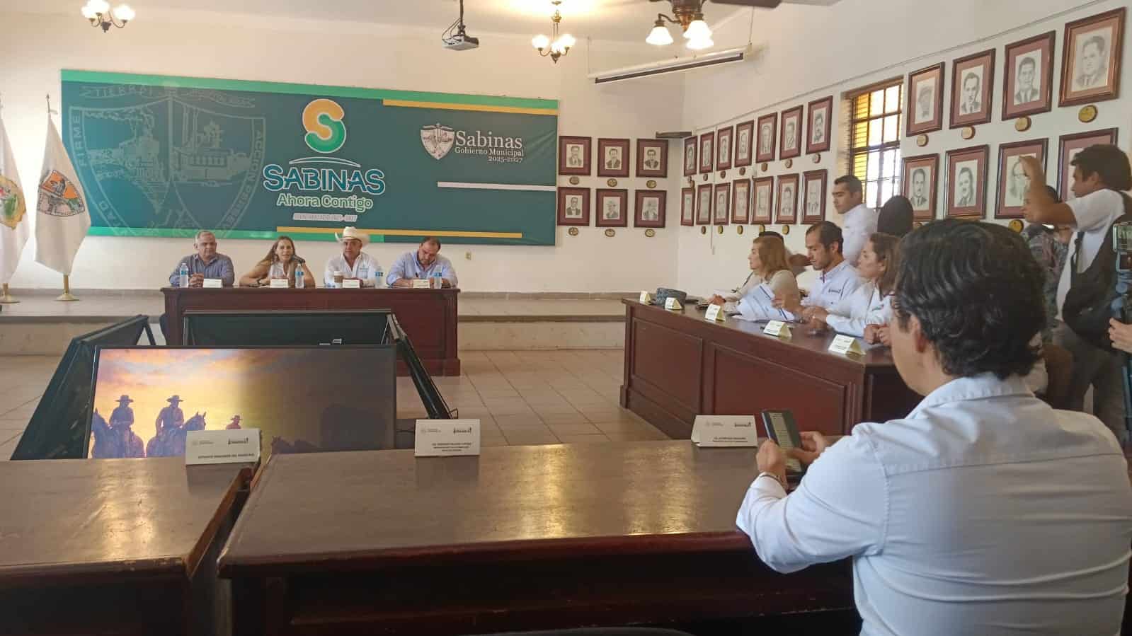 Cristina Amezcua González lidera coordinación para asegurar éxito de la Gran Cabalgata de Sabinas en Coahuila