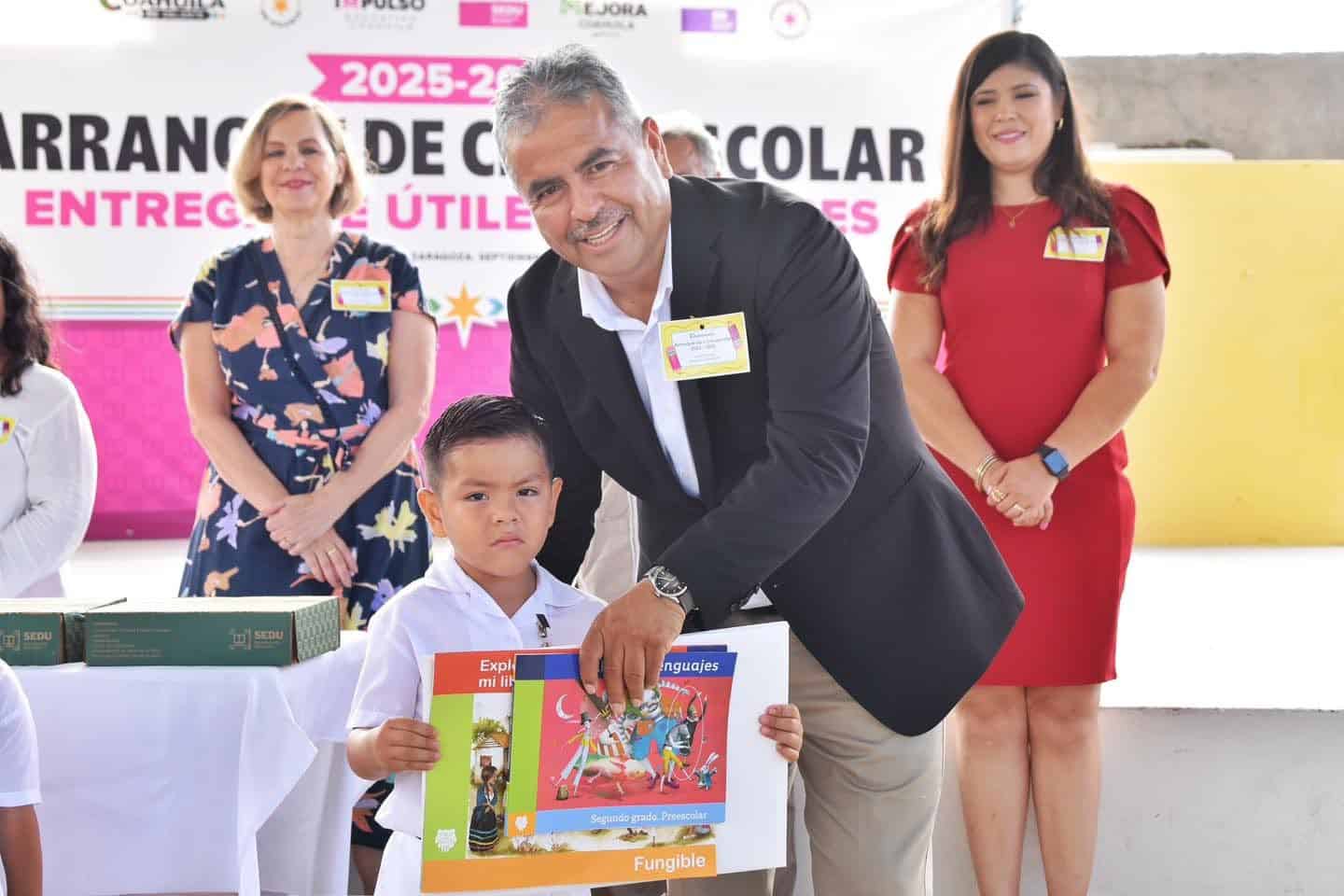 Programa estatal de educación impulsado por Alcalde de Cuatro Ciénegas
