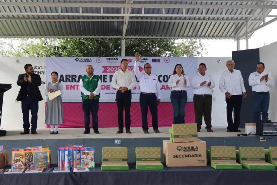Arranca ciclo escolar en Coahuila con ceremonia en Piedras Negras