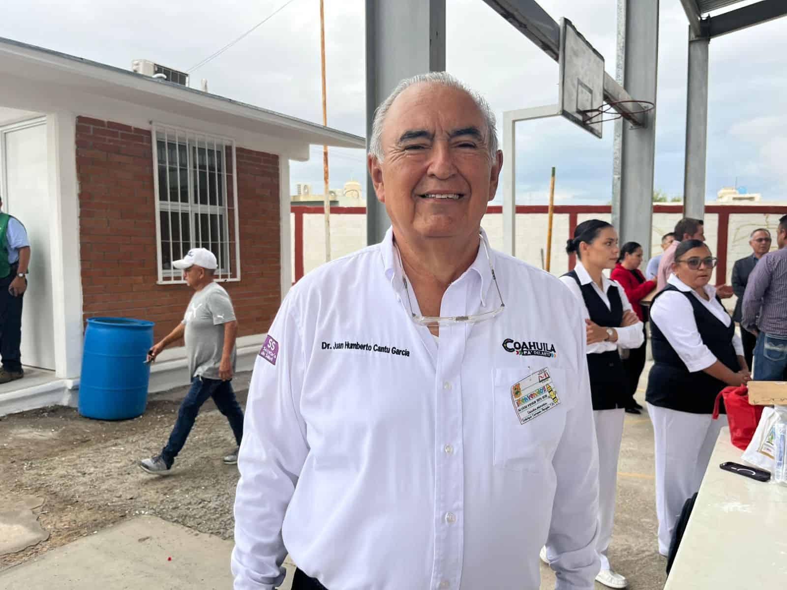 Inicia vacunación escolar en Ciudad Acuña para completar cartillas infantiles