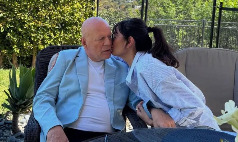Defensa de Emma Heming ante críticas por internar a Bruce Willis por demencia