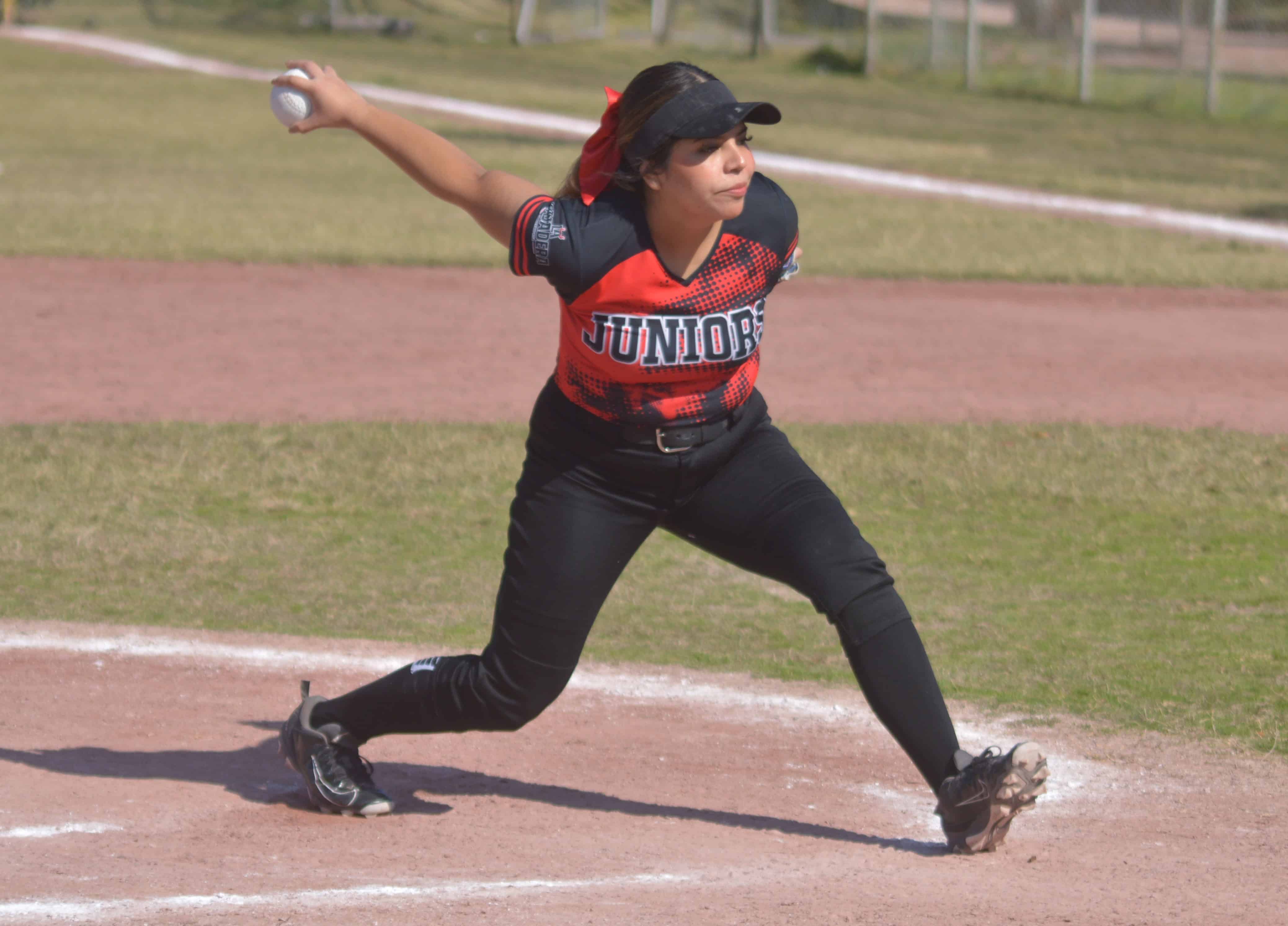 Aniversario 50 del Club Astros con reconocimiento a Mujeres Deportistas