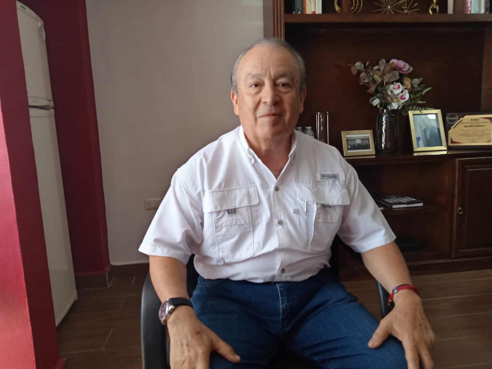 Presidente de CANACO advierte sobre billetes falsos