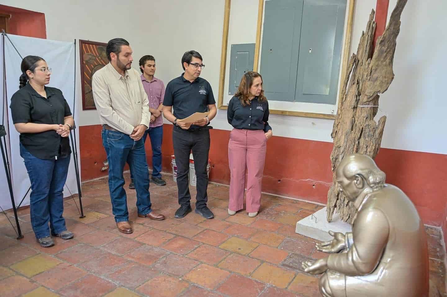 Alcalde supervisa adecuación de Sala de Hidalgo en Museo Coahuila