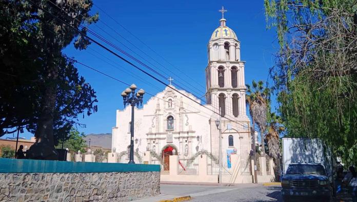 Inconformidad en Arteaga por cierre de la Iglesia San Isidro
