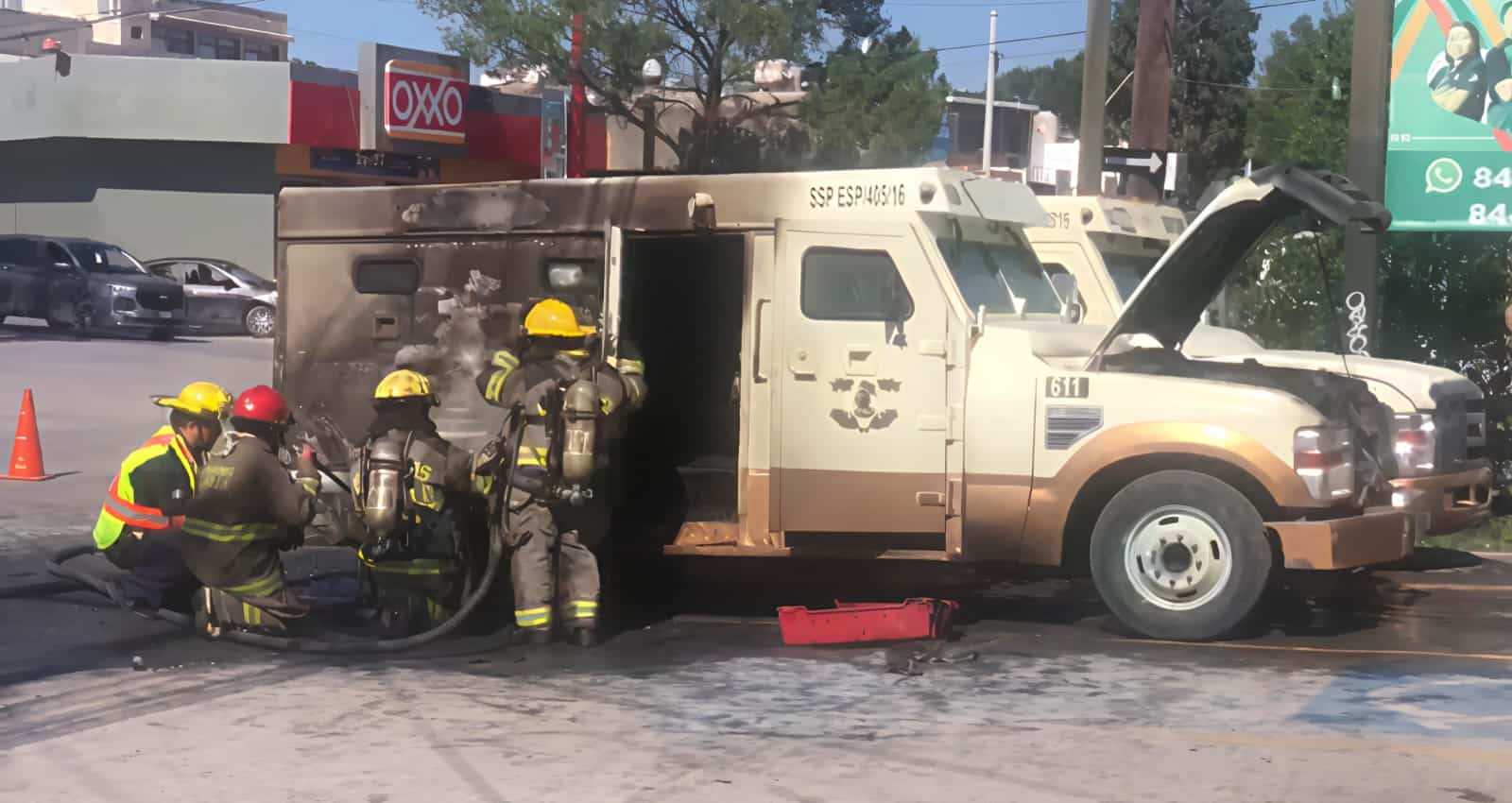 Dos Incendios Vehiculares Sacuden a Saltillo en Menos de un Día