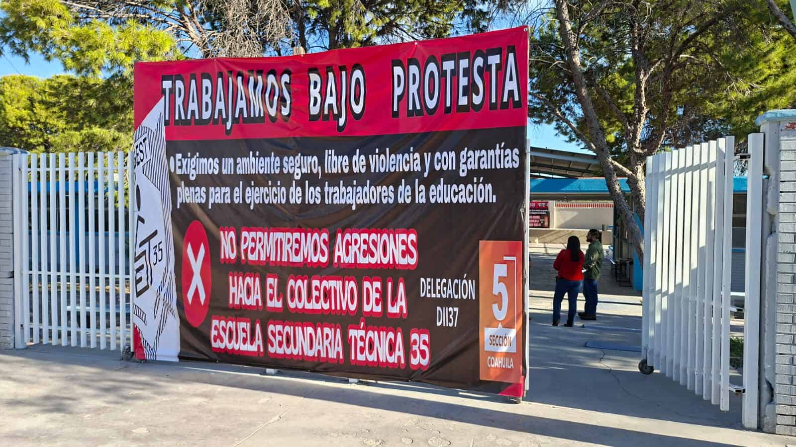 Alumno agrede físicamente a maestro en la Secundaria Técnica No. 35 de Monclova