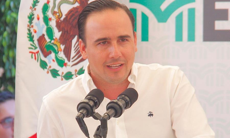 Manolo Jiménez confirma a Grupo Pesado para Fiestas Patrias