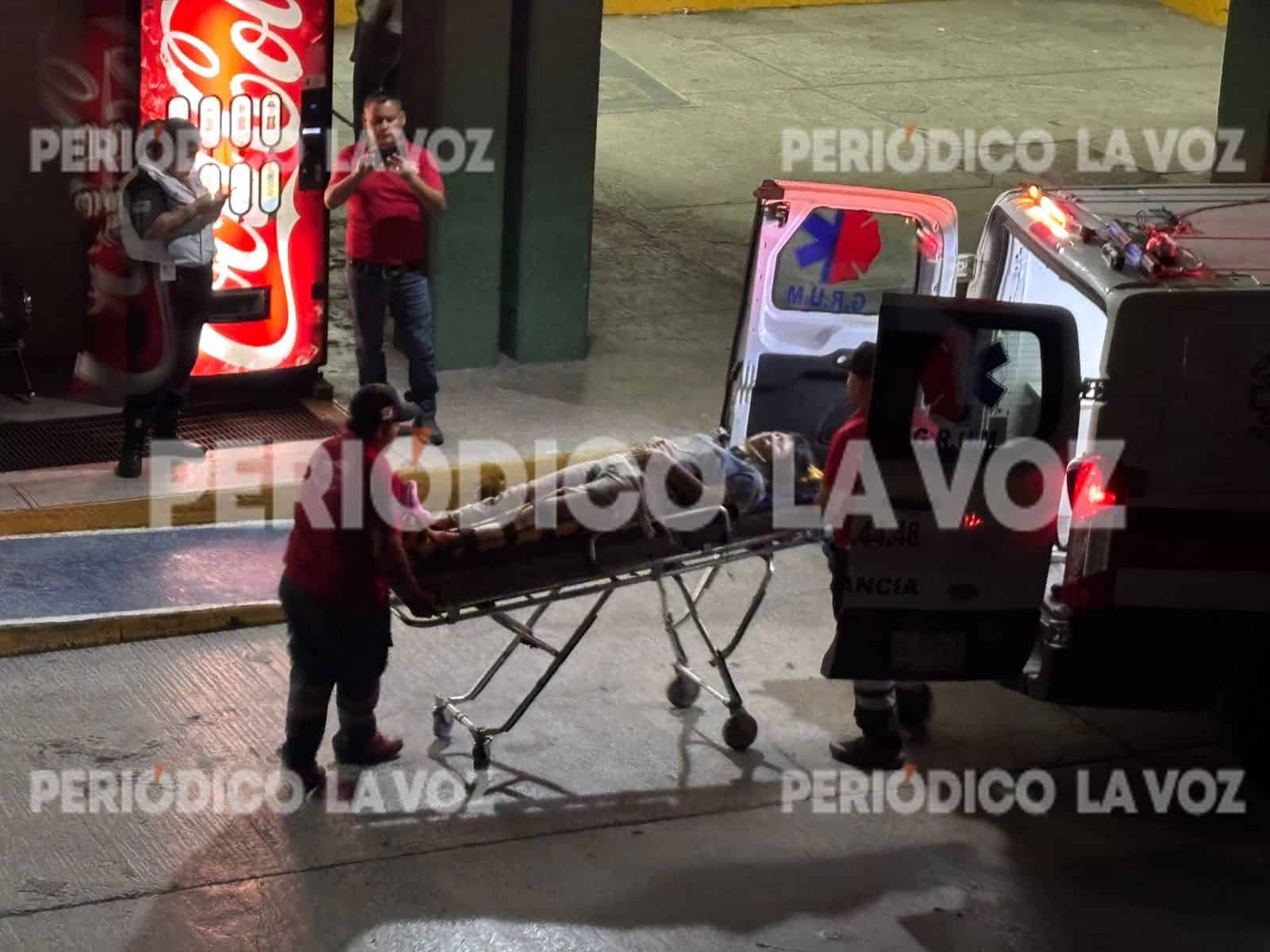 Automovilista provoca accidente con pareja en motocicleta en Monclova