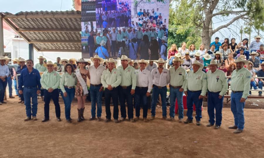 Realizan concurso del Becerro Gordo
