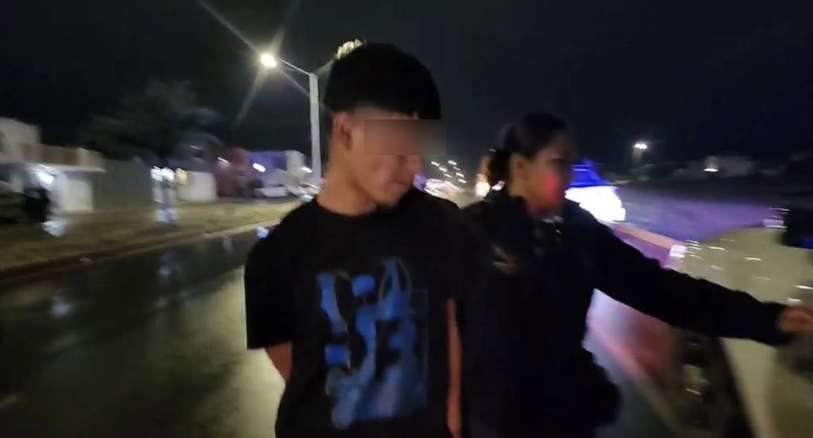 Carreritas entre autos deportivos terminan en choque múltiple en Piedras Negras