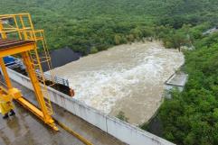 Medidas preventivas en presa La Boca, Nuevo León por incremento del nivel de agua