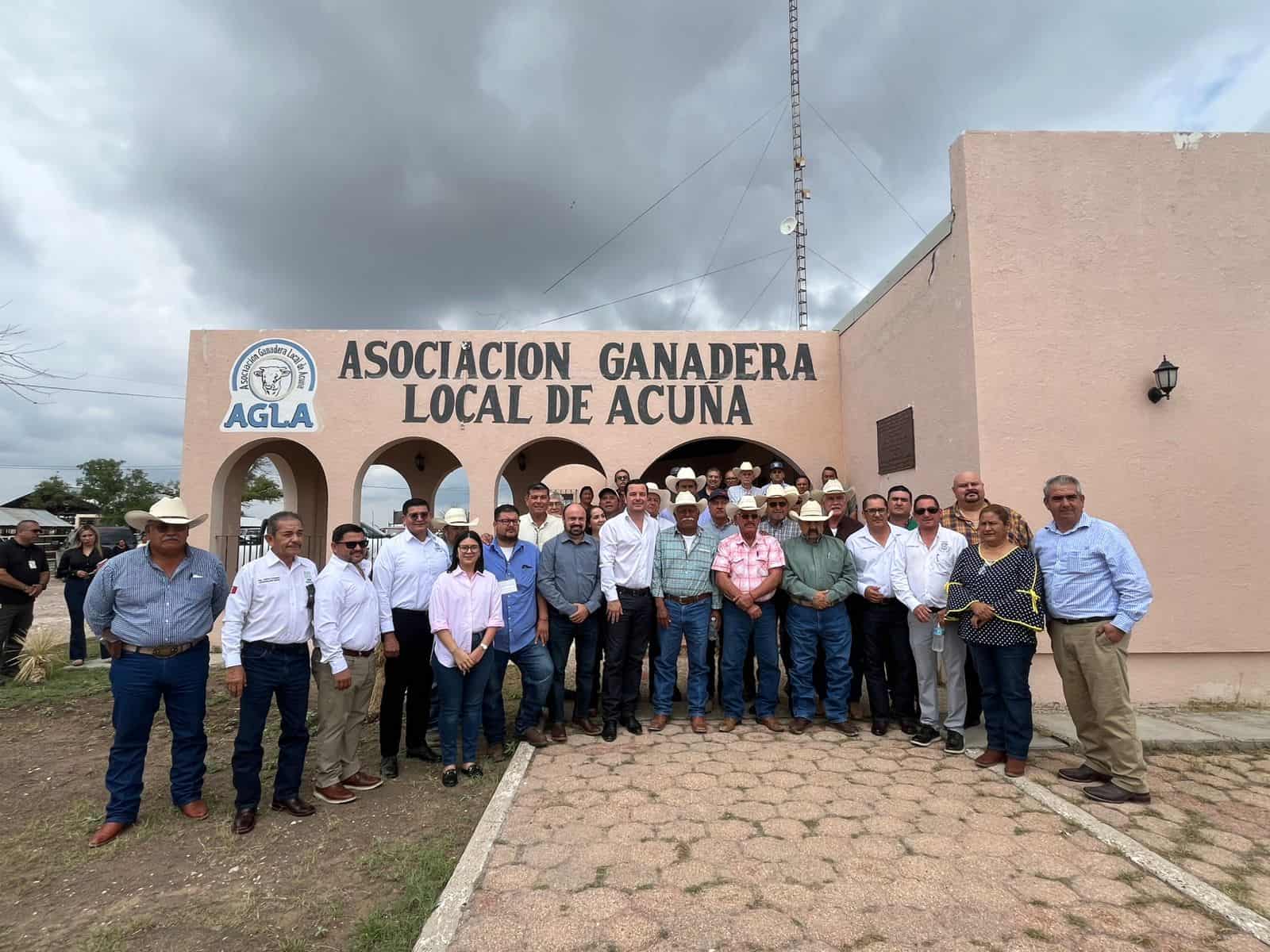 Se unen contra el robo de ganado en Acuña