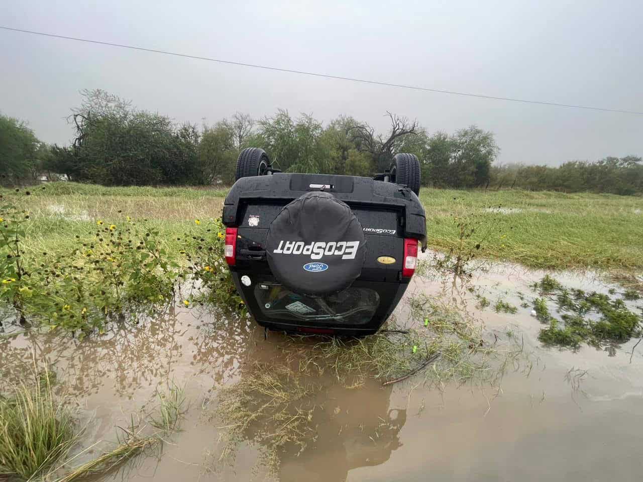 Accidente en Allende: volcadura de dos vehículos deja a todos los ocupantes ilesos