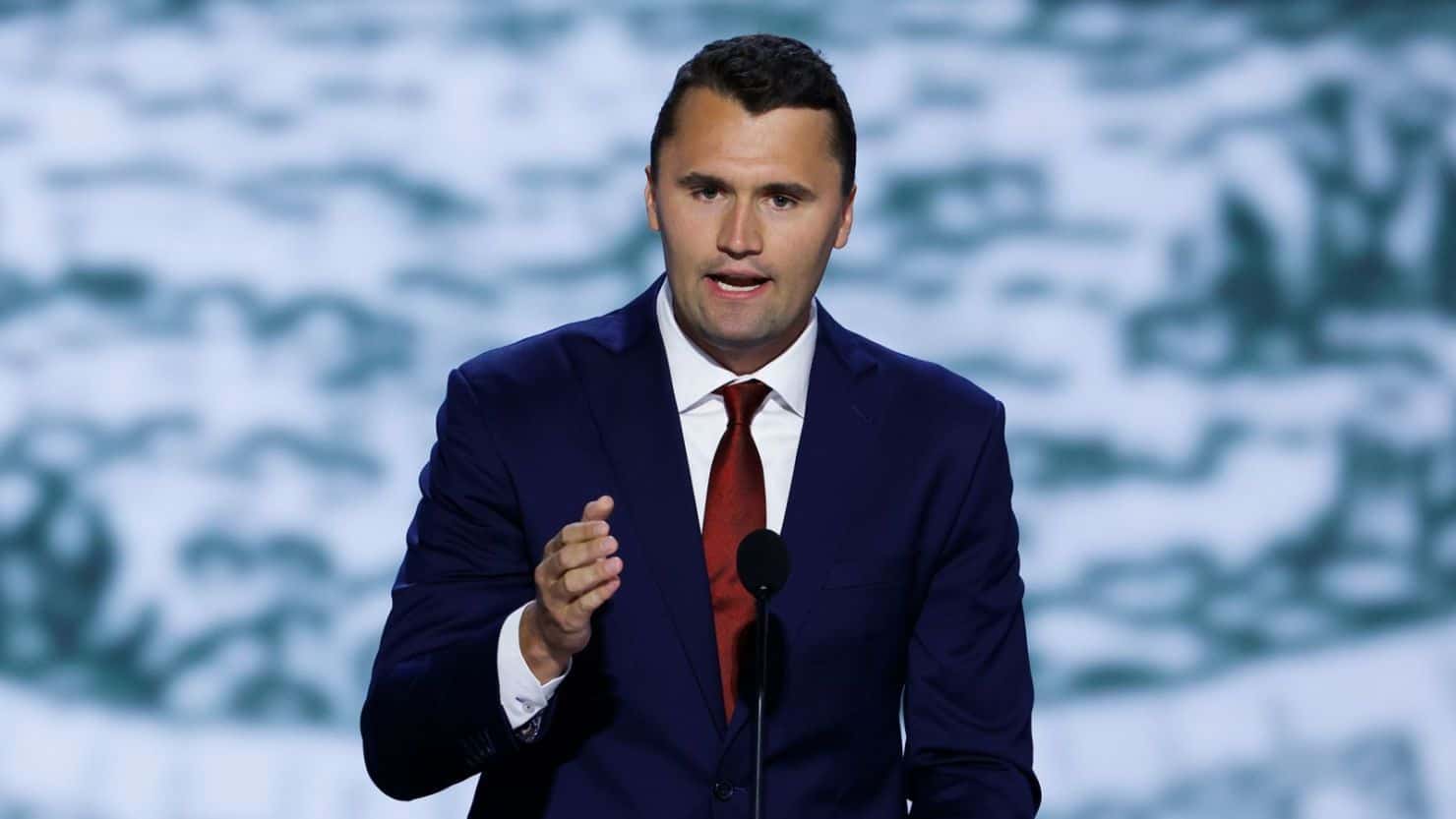 Sospechoso detenido tras herir a Charlie Kirk en Utah