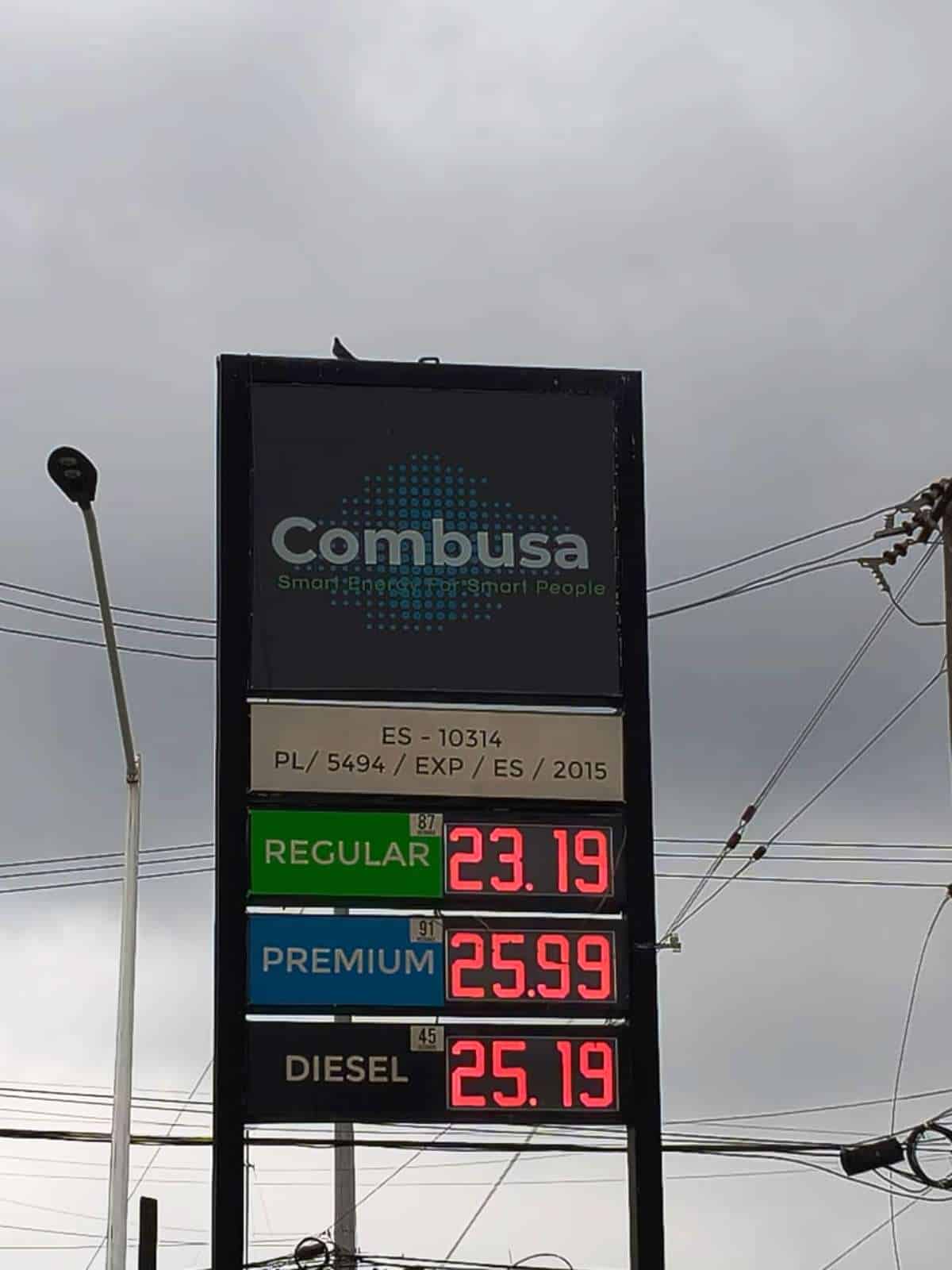 Falta de gasolina magna en Coahuila impacta a consumidores