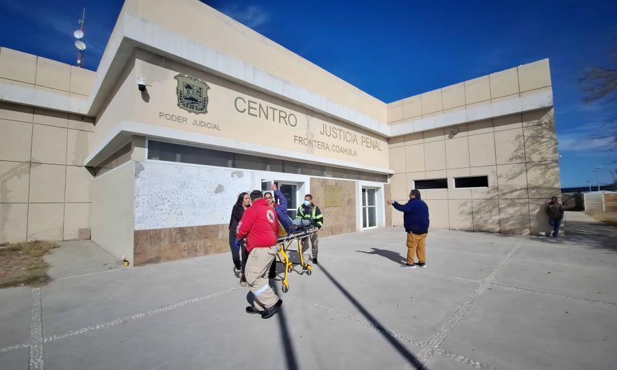 Ludivina trasladada a hospital durante audiencia por fraude en empresa
