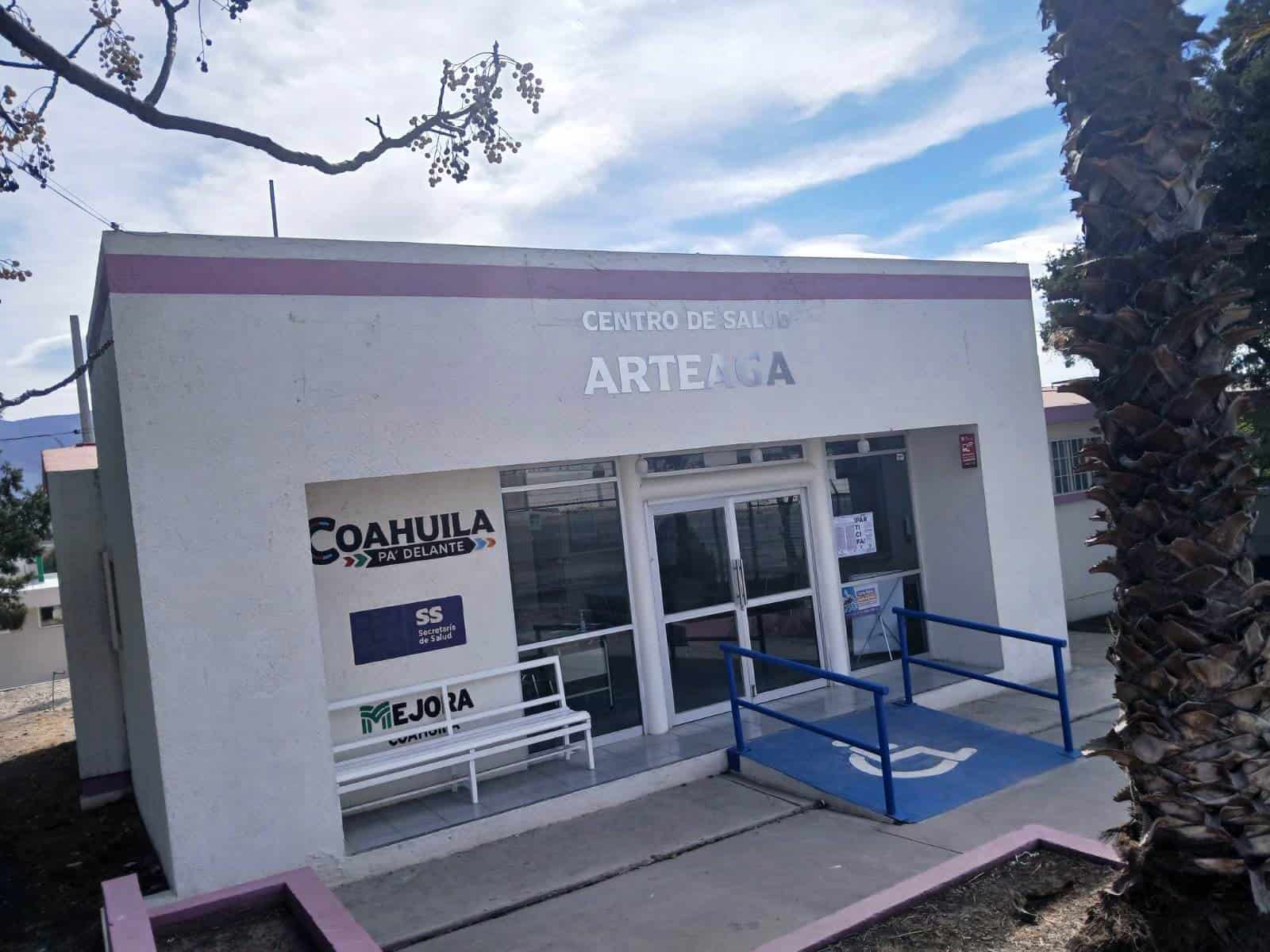 Vecinos de Arteaga Demandan Acceso a Exámenes Médicos Gratuitos