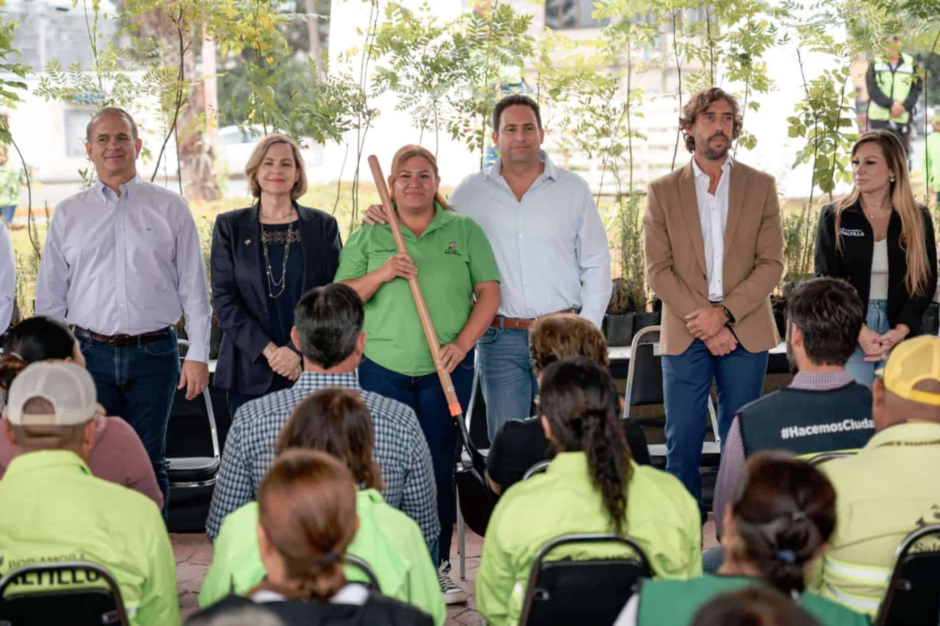 Alcalde de Saltillo lidera plantación de 10 mil árboles en jornada verde