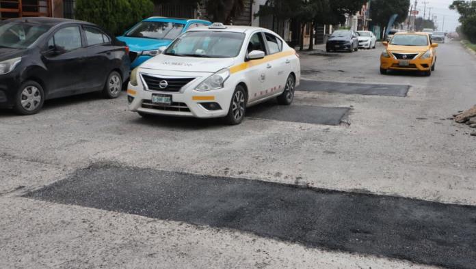 Programa Aquí Andamos atiende peticiones de bacheo en Saltillo