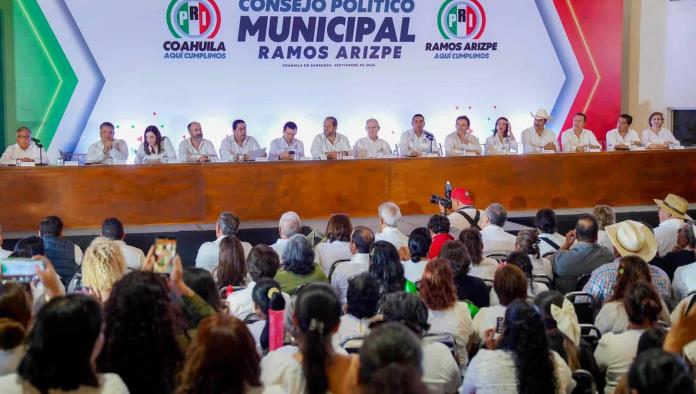 Carlos Robles Loustaunau encabeza evento del PRI en Ramos Arizpe