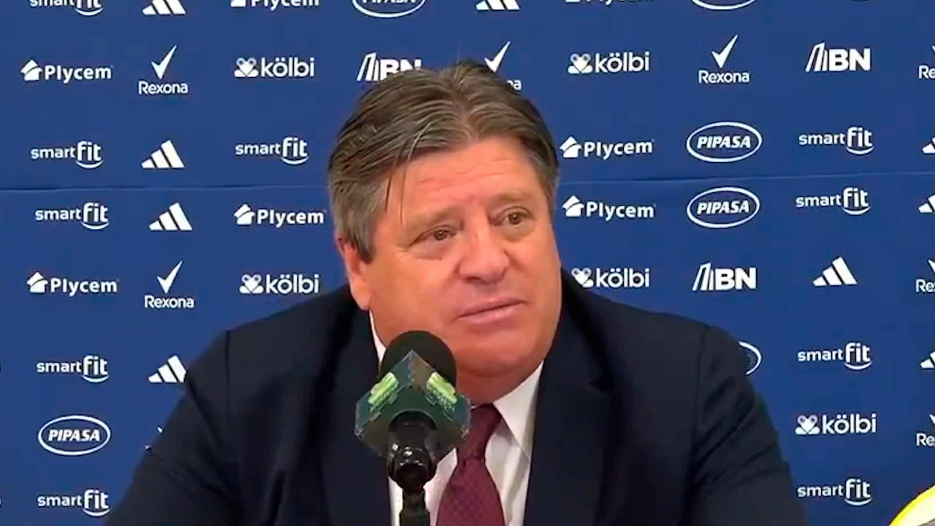 ¿Fuera Piojo?: Afición costarricense estalla contra Miguel Herrera tras empate ante Haití
