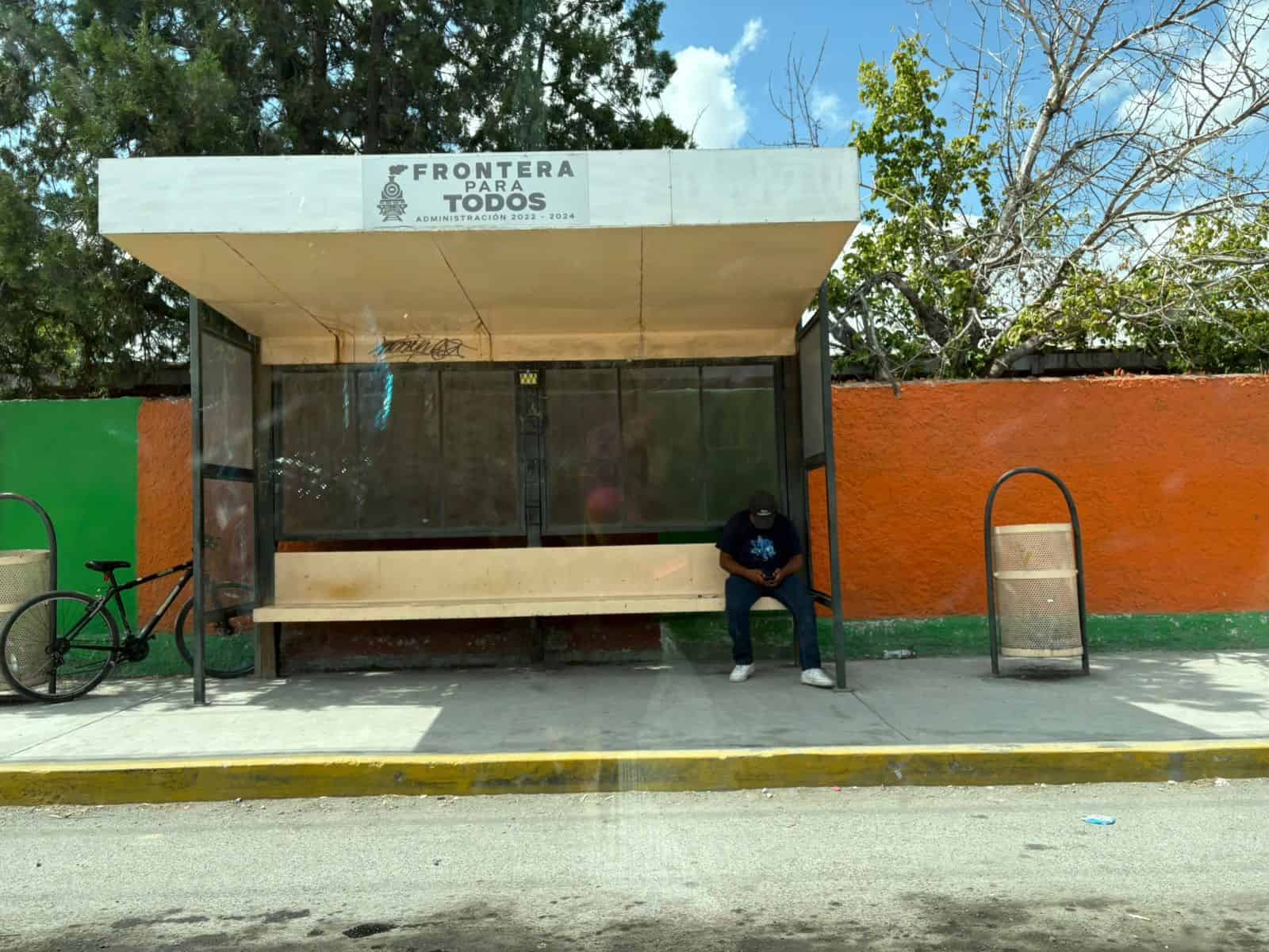 Alcaldesa de Frontera Anuncia Nueva Ruta de Transporte para Colonias Locales